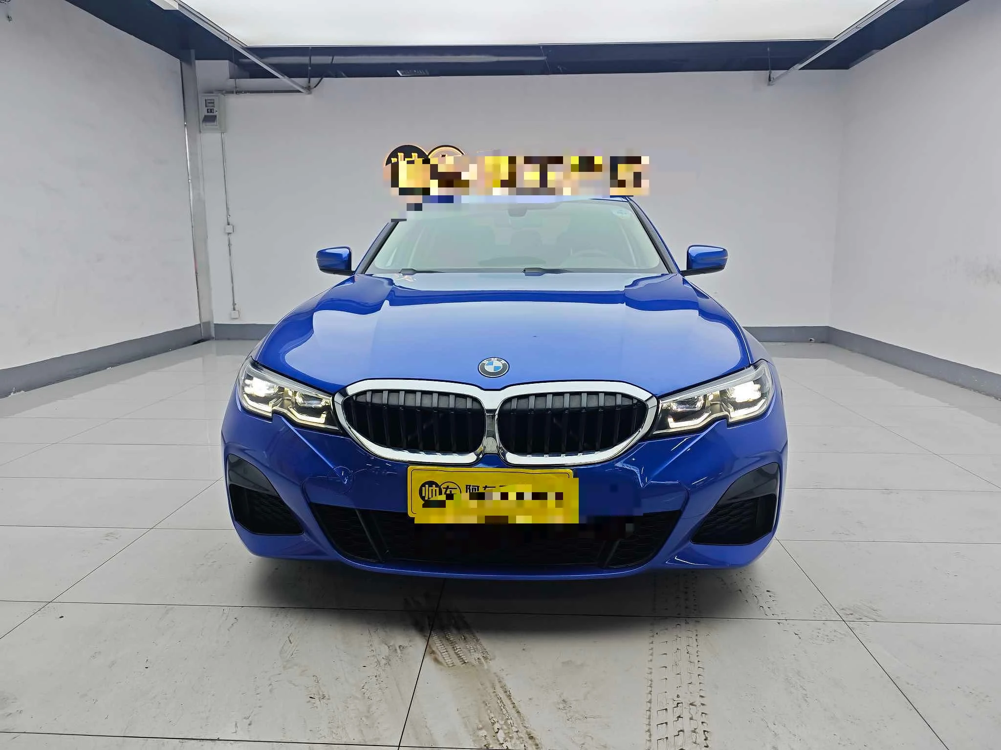 BMW 320i M Sport - exterior