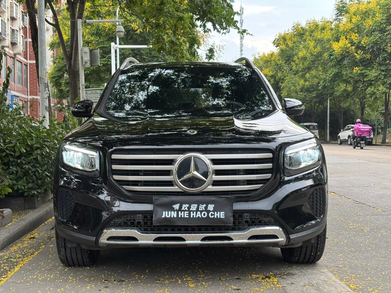 Mercedes-Benz GLB-class 200 Dynamic - exterior
