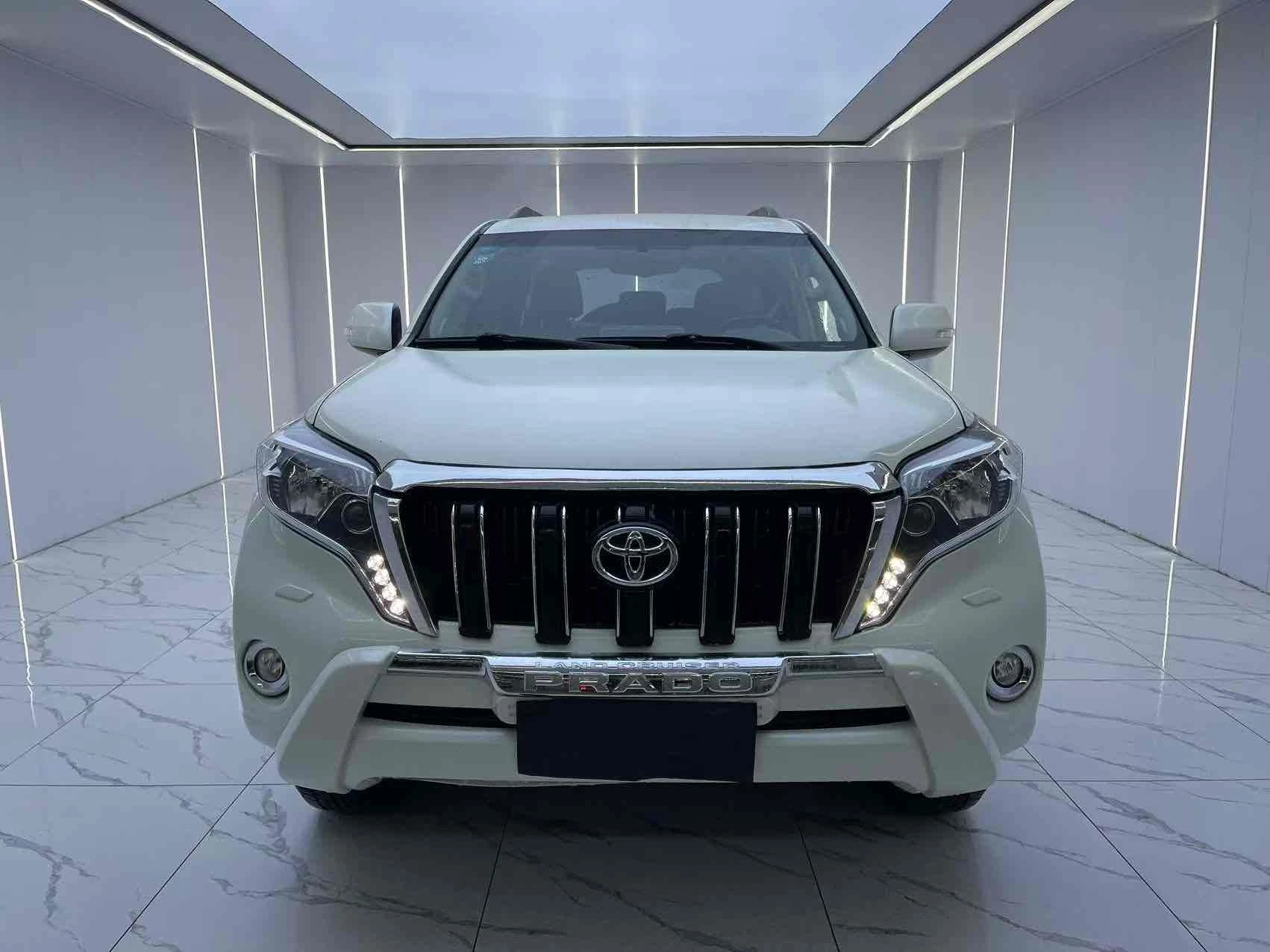 Toyota Land Cruiser Prado - exterior