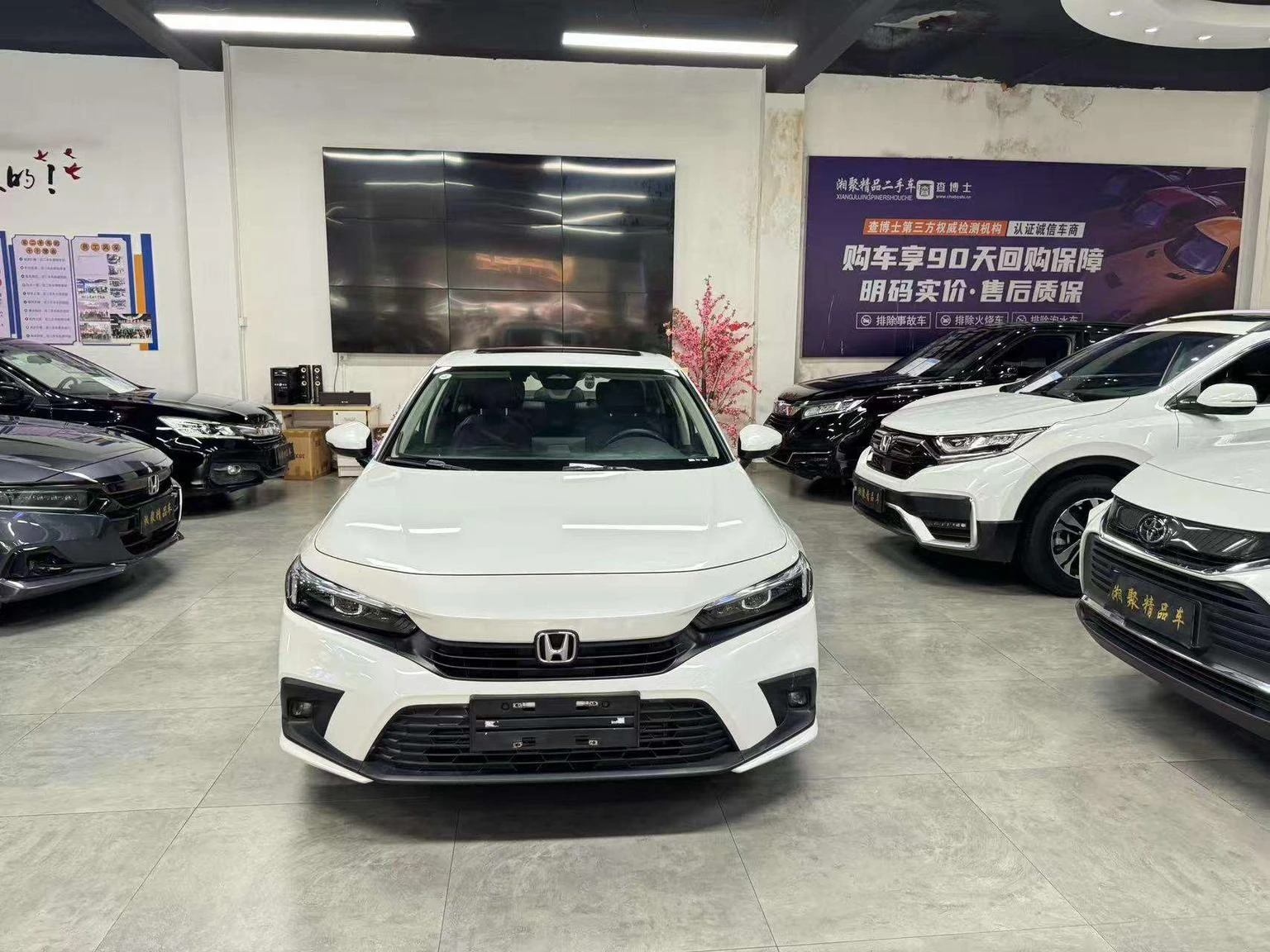 Honda Civic 240TURBO CVT Sport C-Passenger Special Edition - exterior