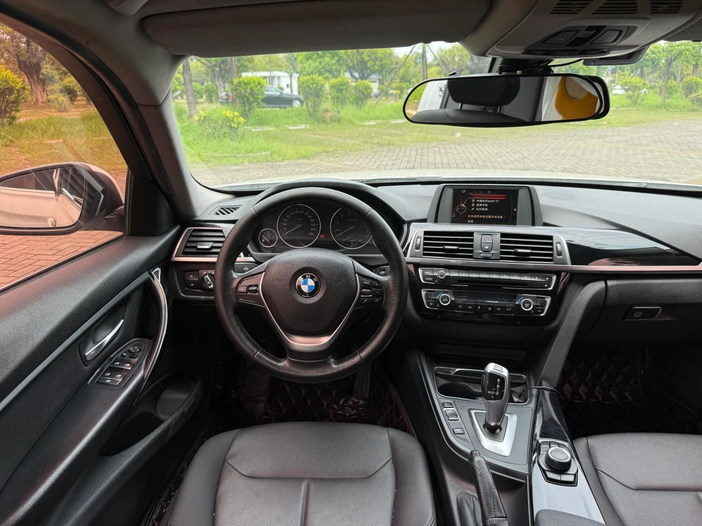 BMW 3 Series - interior