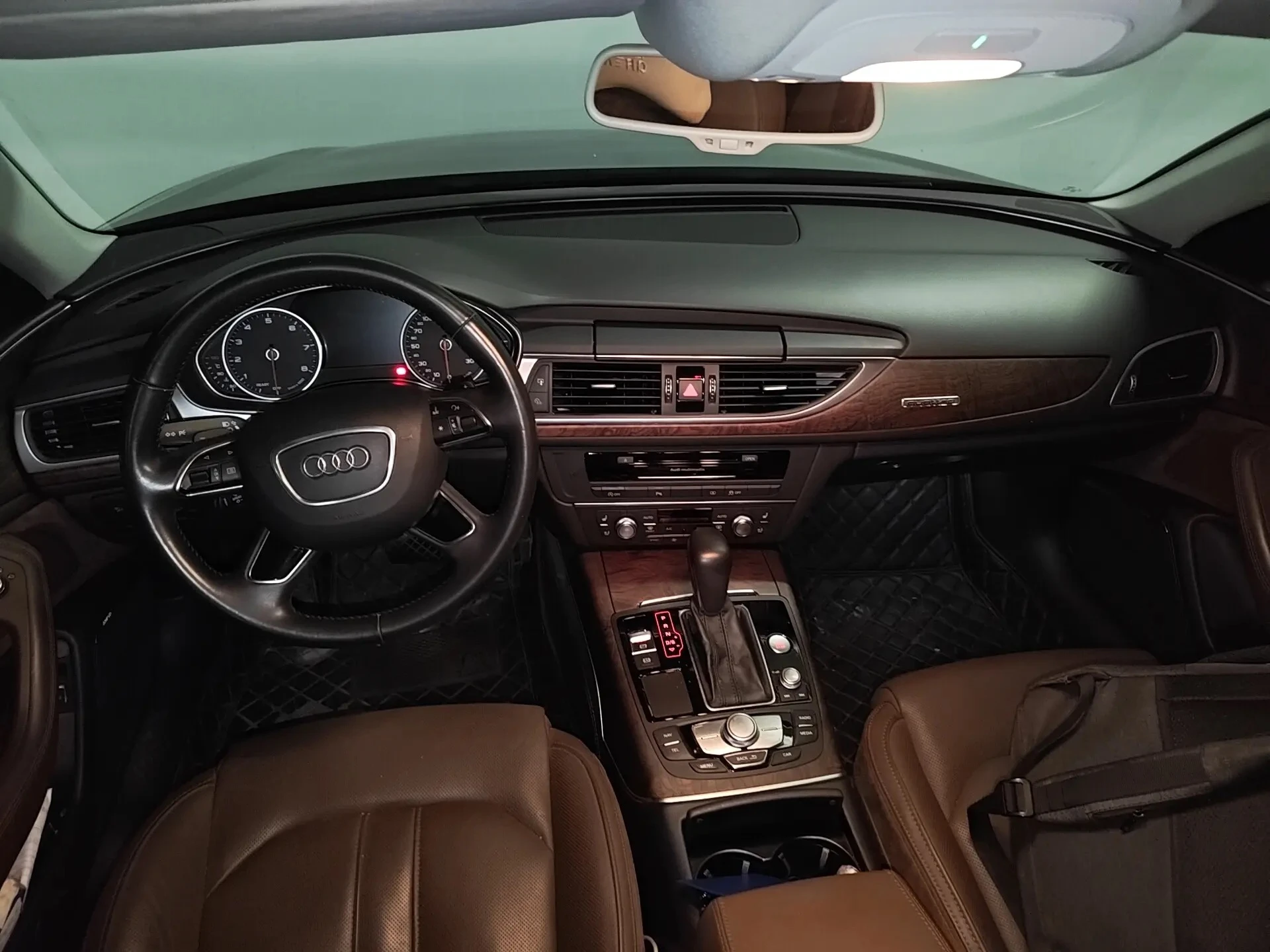 Audi A6L 56TFSI  - interior