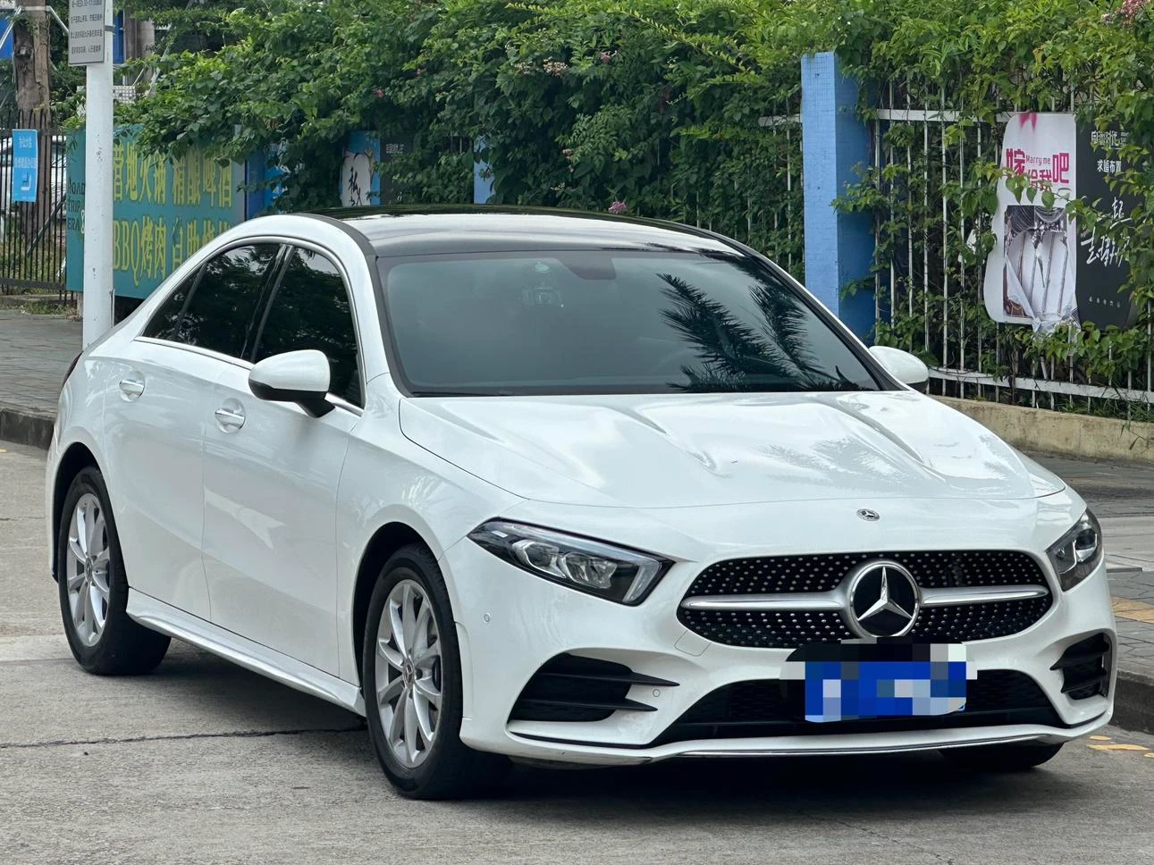 Mercedes-Benz A-Class  200 L Sport Sedan Dynamic Edition - exterior