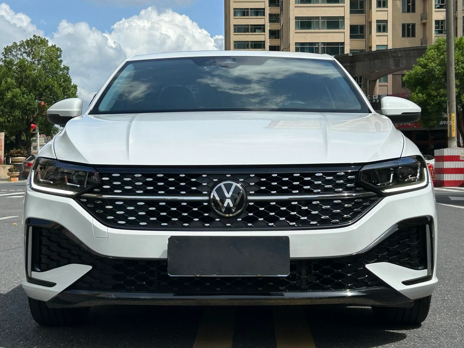 Volkswagen Lavida 1.5L Automatic Starry Sky 5 Million Edition - exterior
