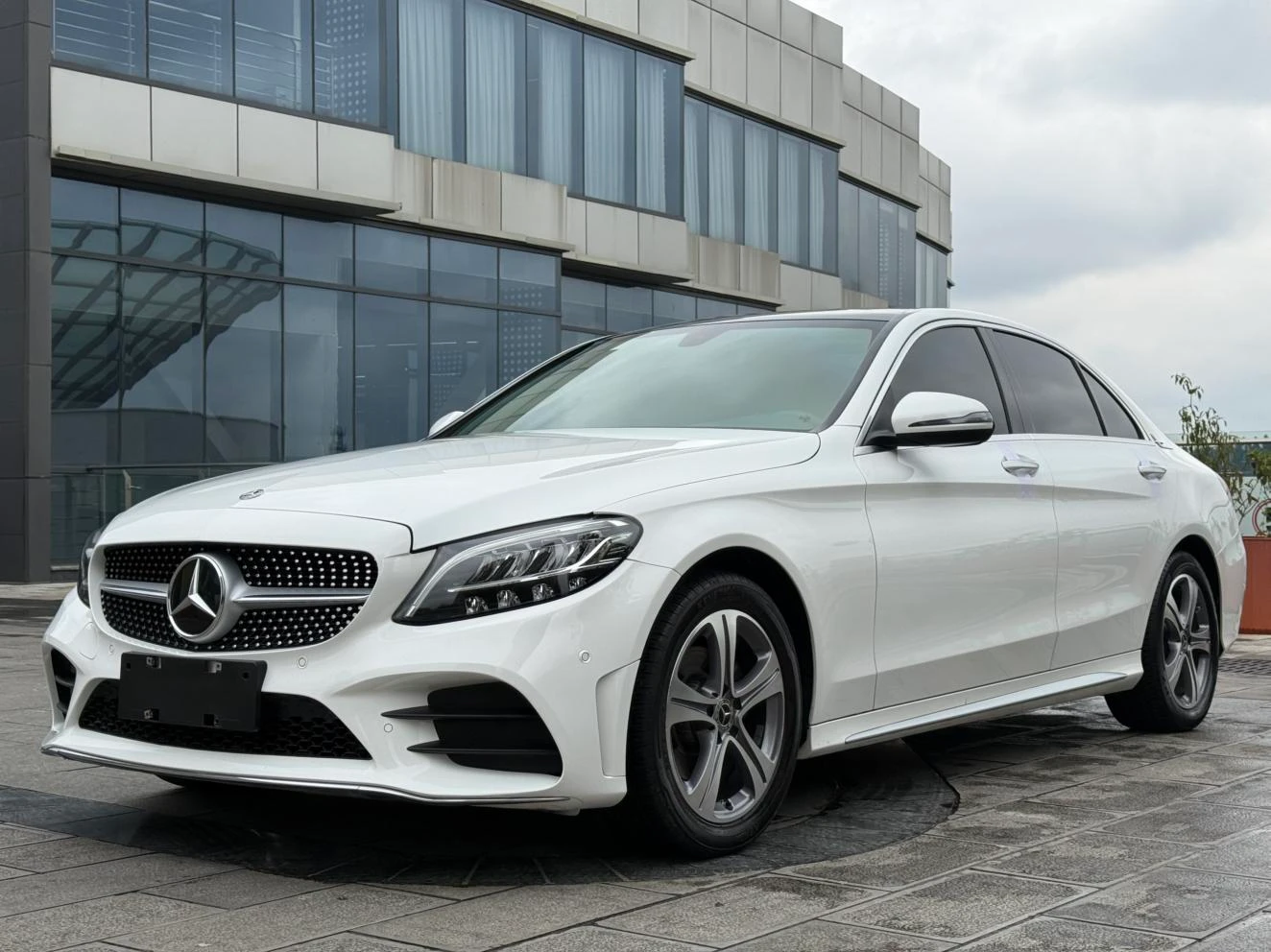 Mercedes-Benz C-Class C260 L Sport Edition