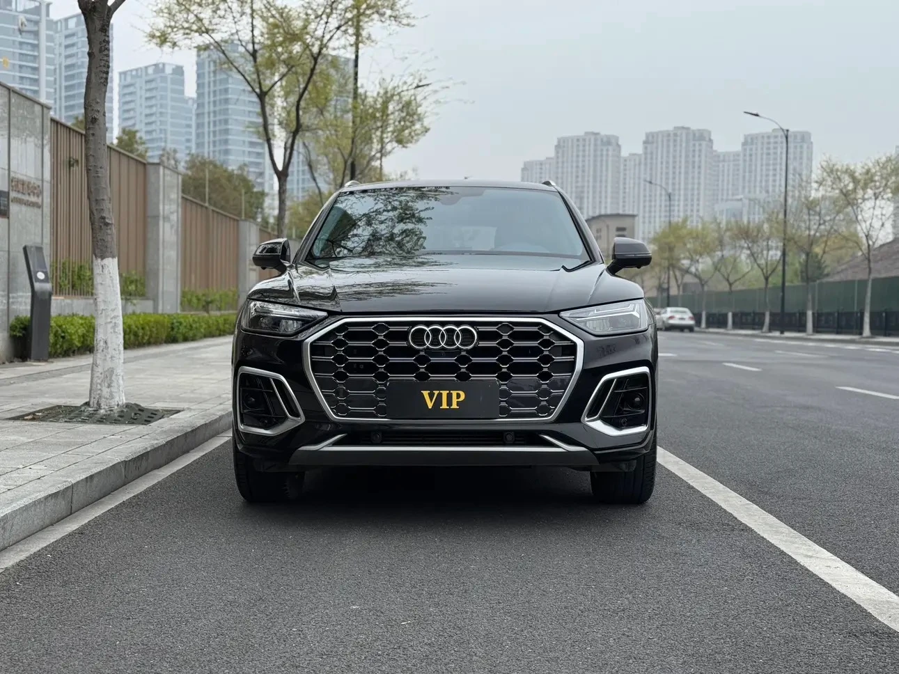 Audi Q5L 40T Fashion Dynamic - exterior
