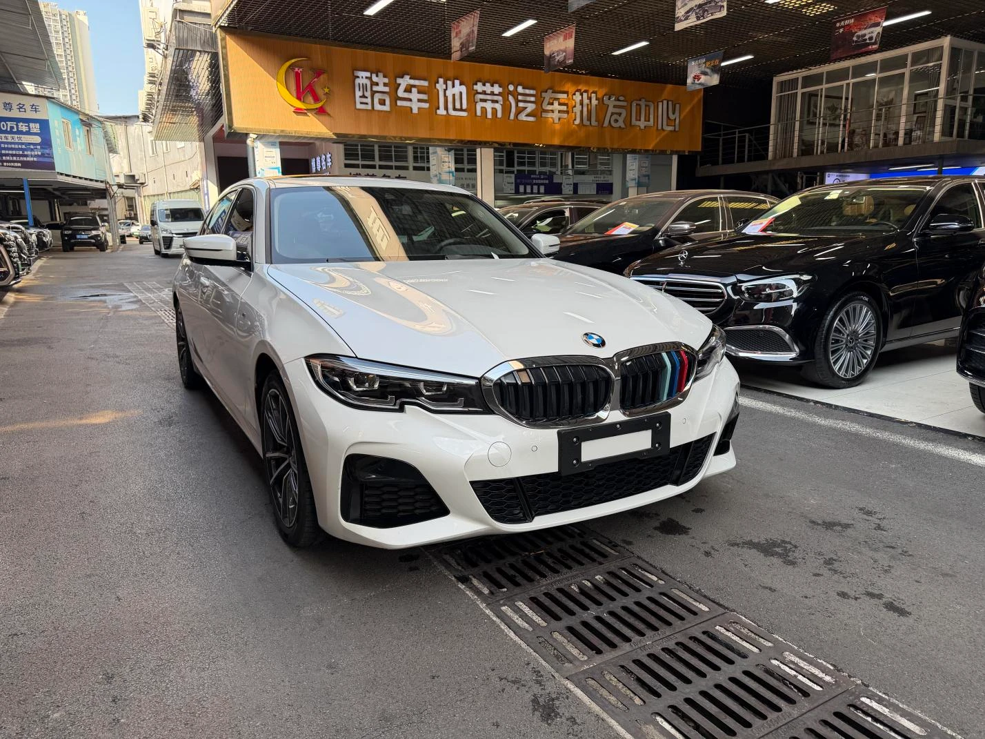 BMW 3 Series 325Li M Sport Package - exterior
