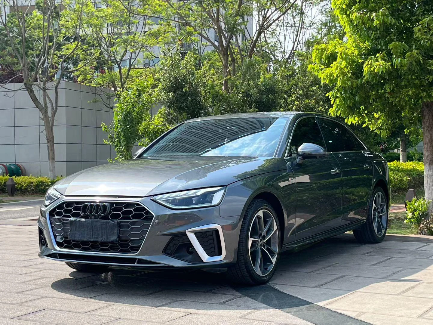 Audi A4L 40 TFSI