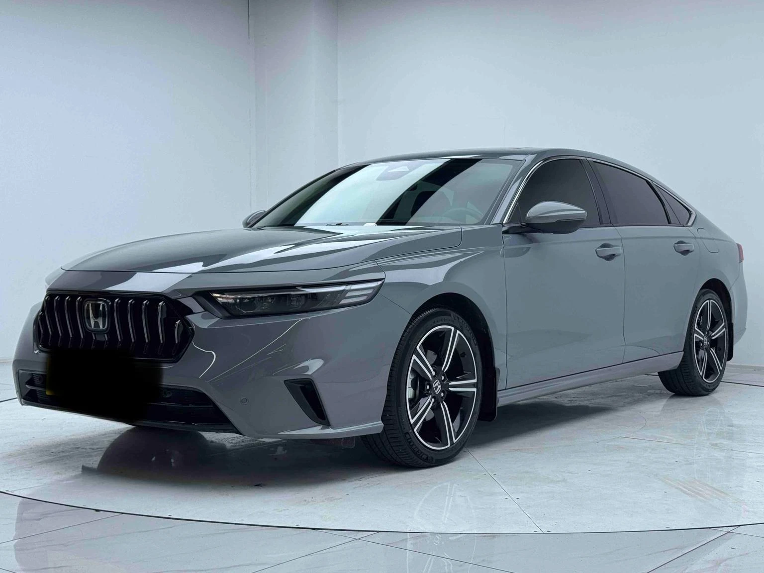 Honda Inspire 260TURBO Elite Edition