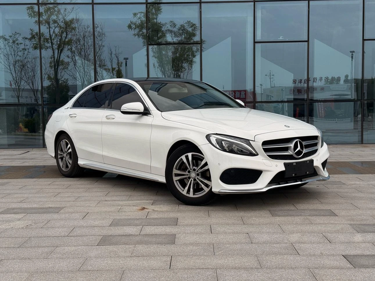 Mercedes-Benz  C 200 L Sport - exterior