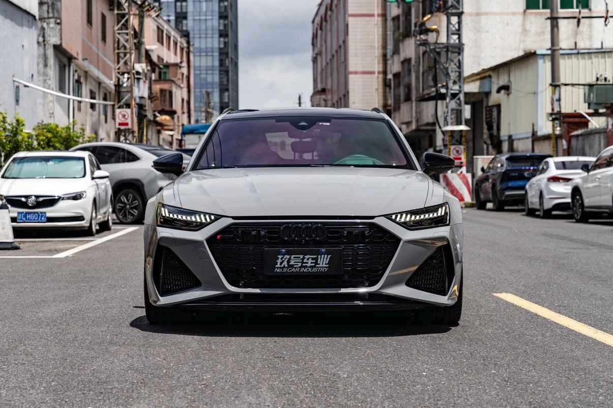 Audi RS 6 4.0T Avant - exterior