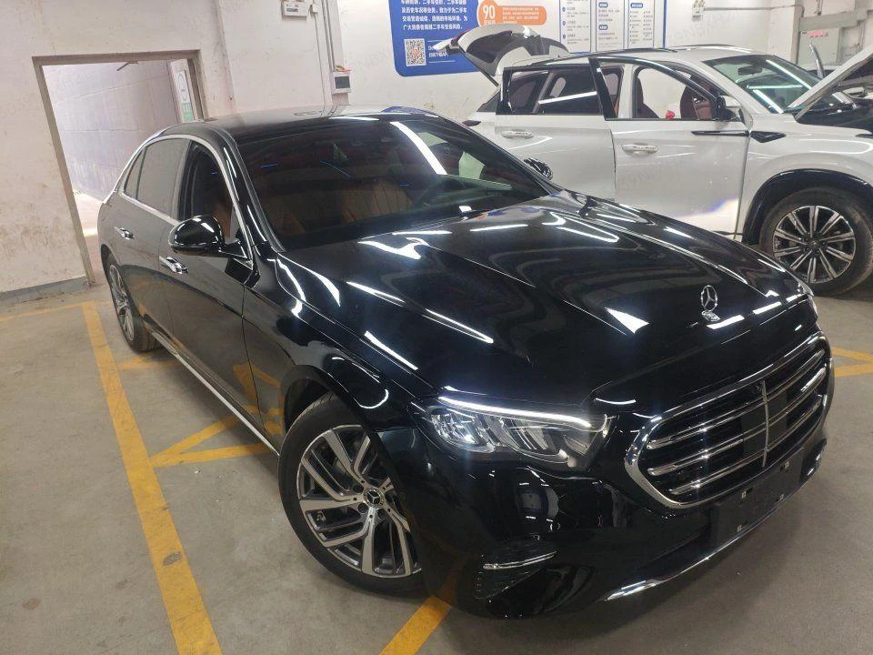 Mercedes-Benz E-Class E 300 L Fashion  - exterior