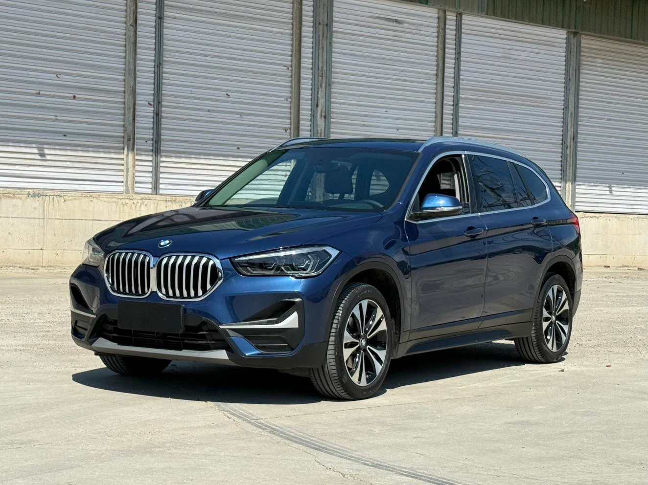 BMW X1 sDrive20Li Fashion - exterior