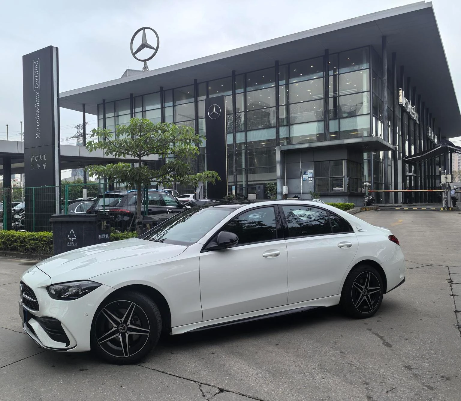 Mercedes-Benz C-Class C260 L Sport Edition