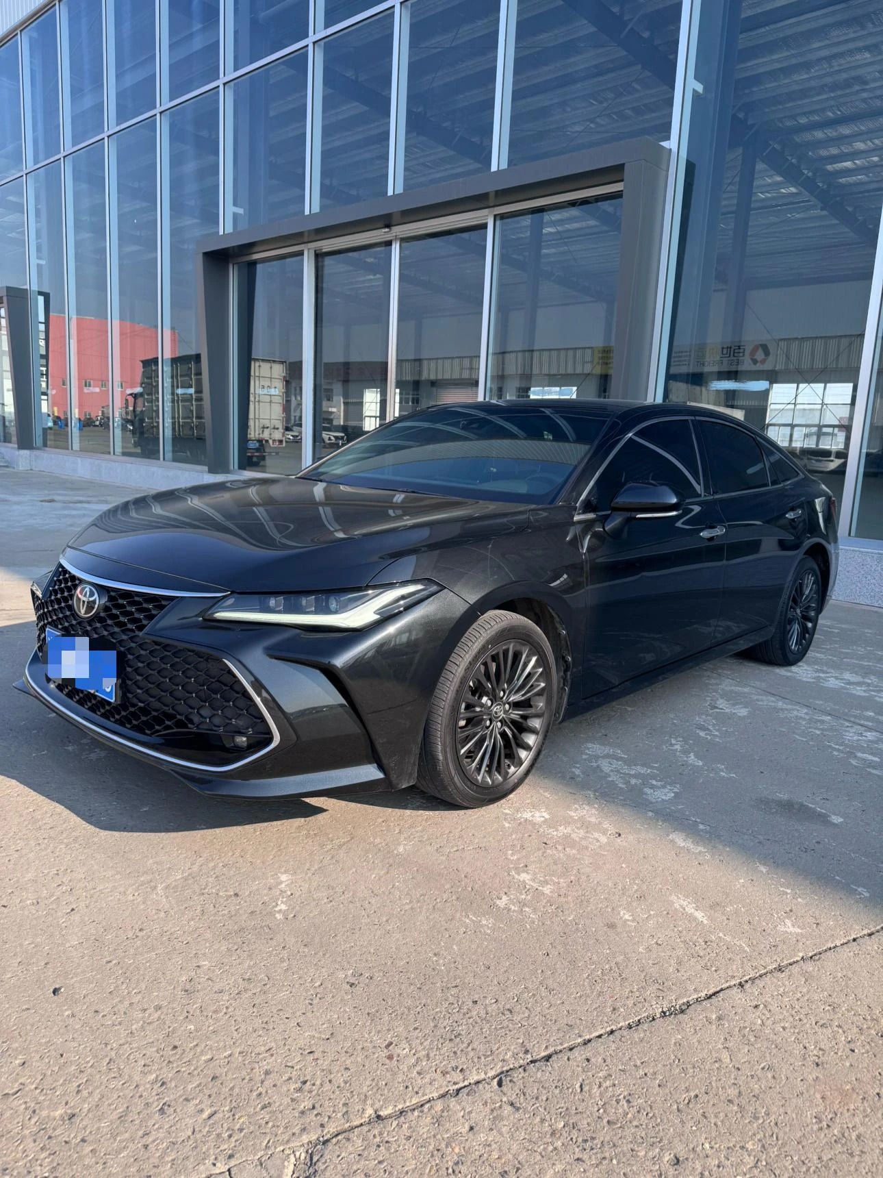 Toyota Avalon 2.5L (Pioneer / Standard Trim)