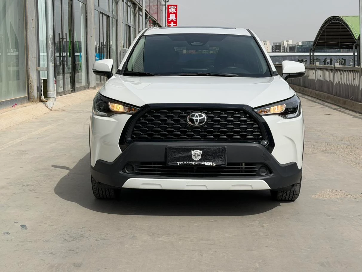 Toyota Corolla Cross 2.0L CVT Elite Edition - exterior