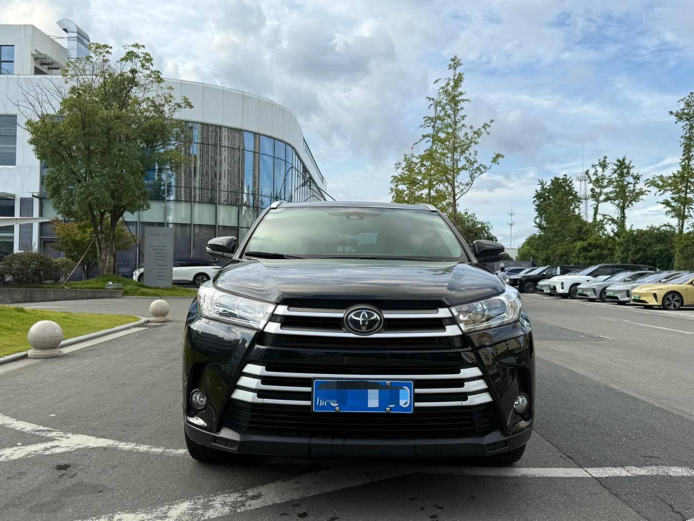 Toyota Highlander 2.0T 6AT 4WD  - exterior
