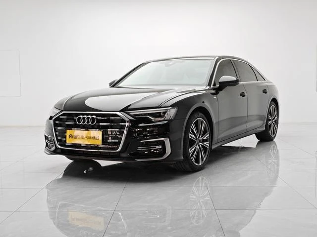 Audi A6L 40 TFSI Luxury Dynamic Trim