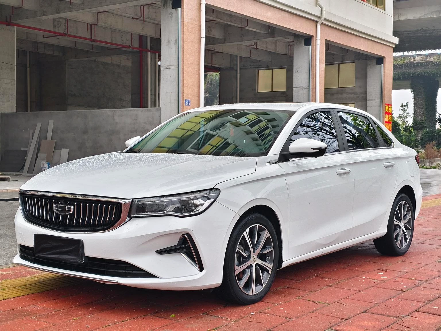 Geely Emgrand 4th Generation Champion Edition 1.5L CVT Luxury