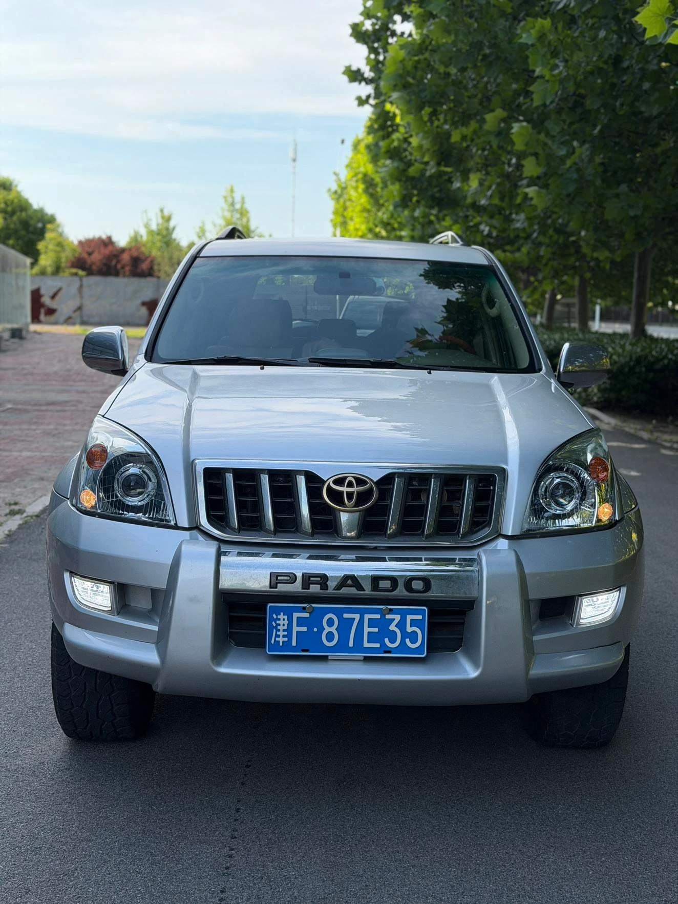 Toyota Prado - exterior