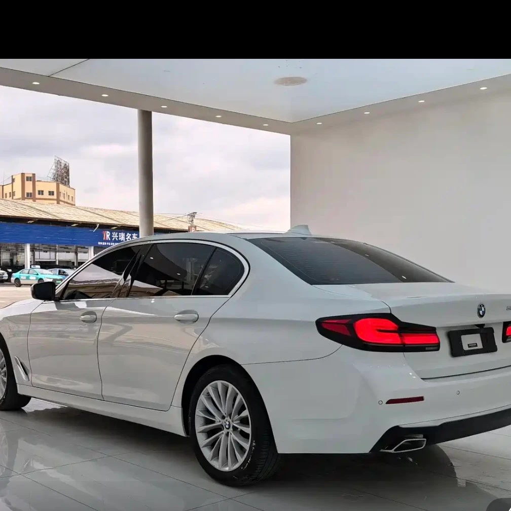 BMW 5 Series 525Li Luxury - exterior