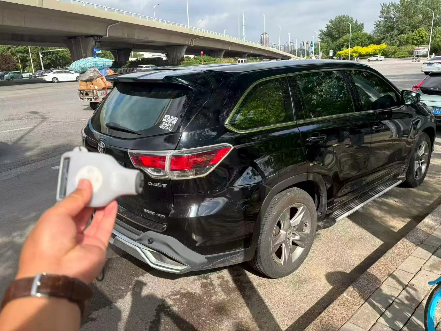 Toyota Highlander 2.0T AWD Luxury - exterior