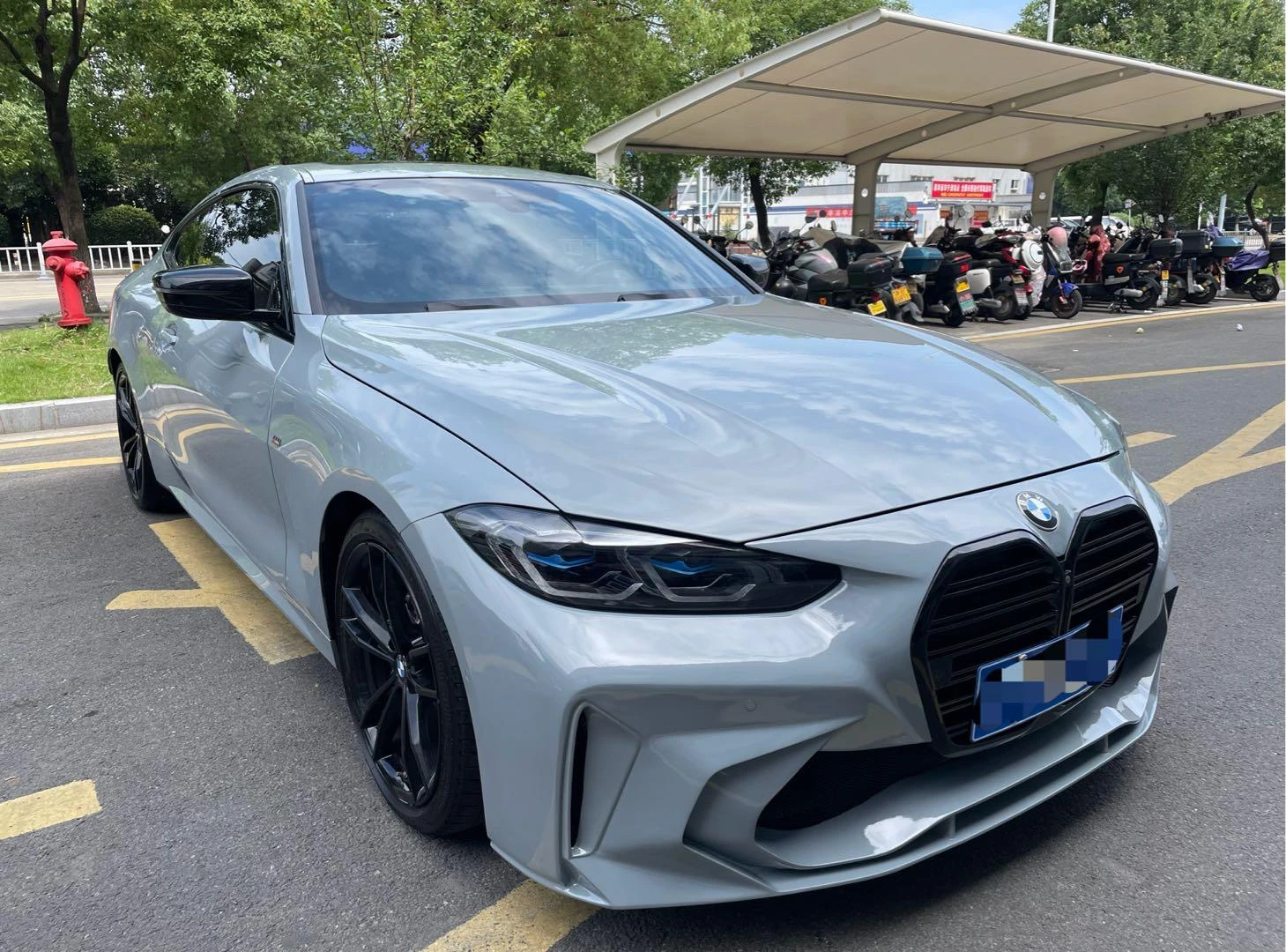 BMW 4 Series 425i M Sport Shadow Edition - exterior