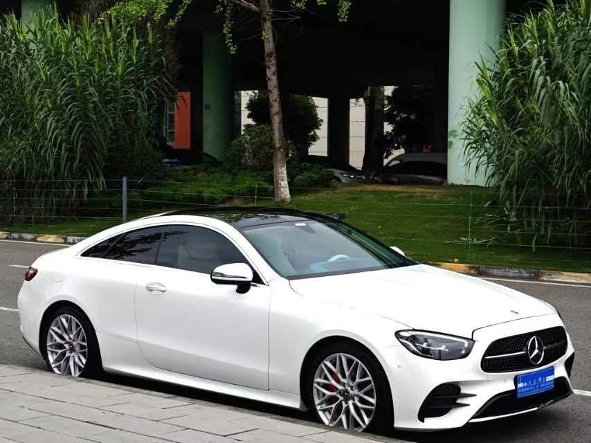 Mercedes-Benz E-Class E260 Coupe - exterior