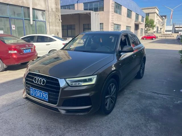 Audi Q3L 30 TFSI Style Trim