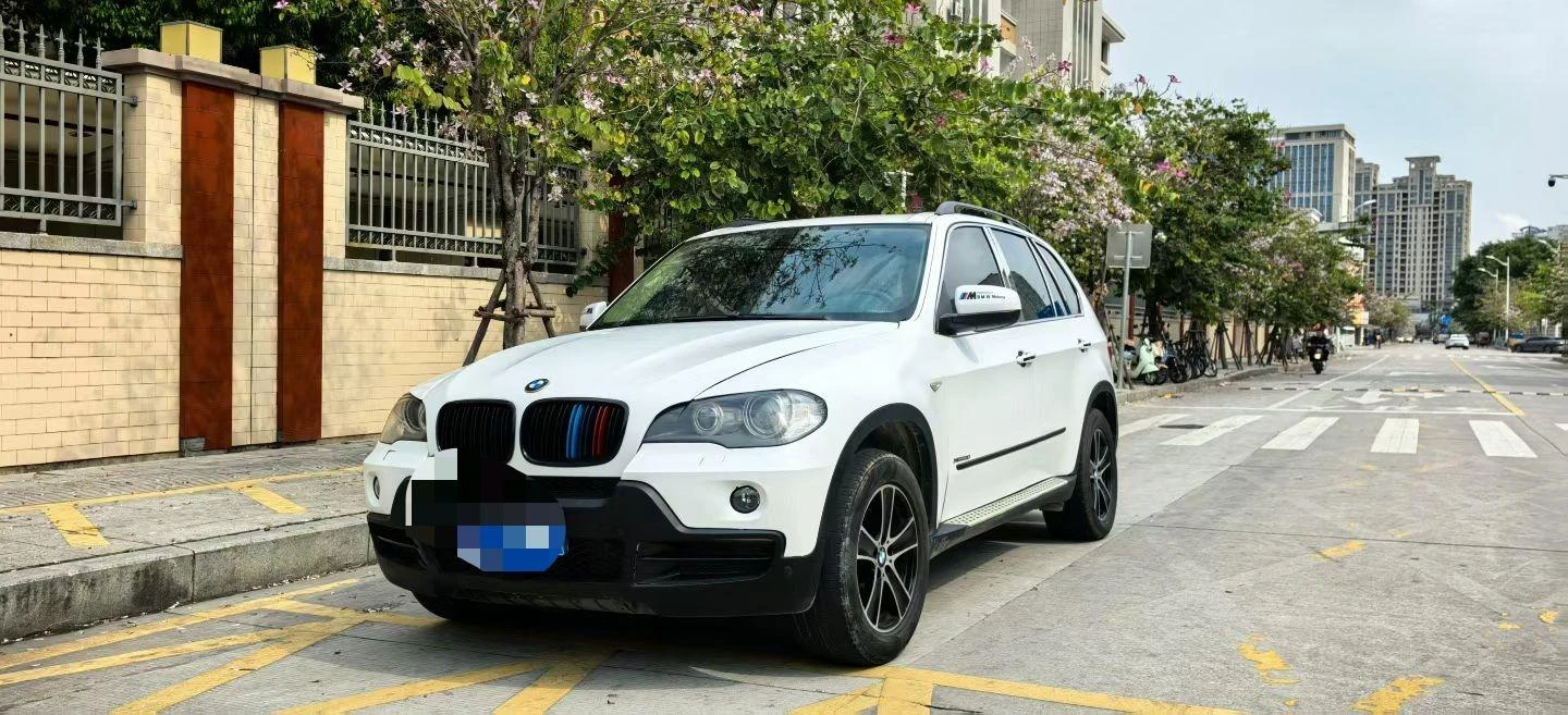 BMW X5 xDrive30i 
