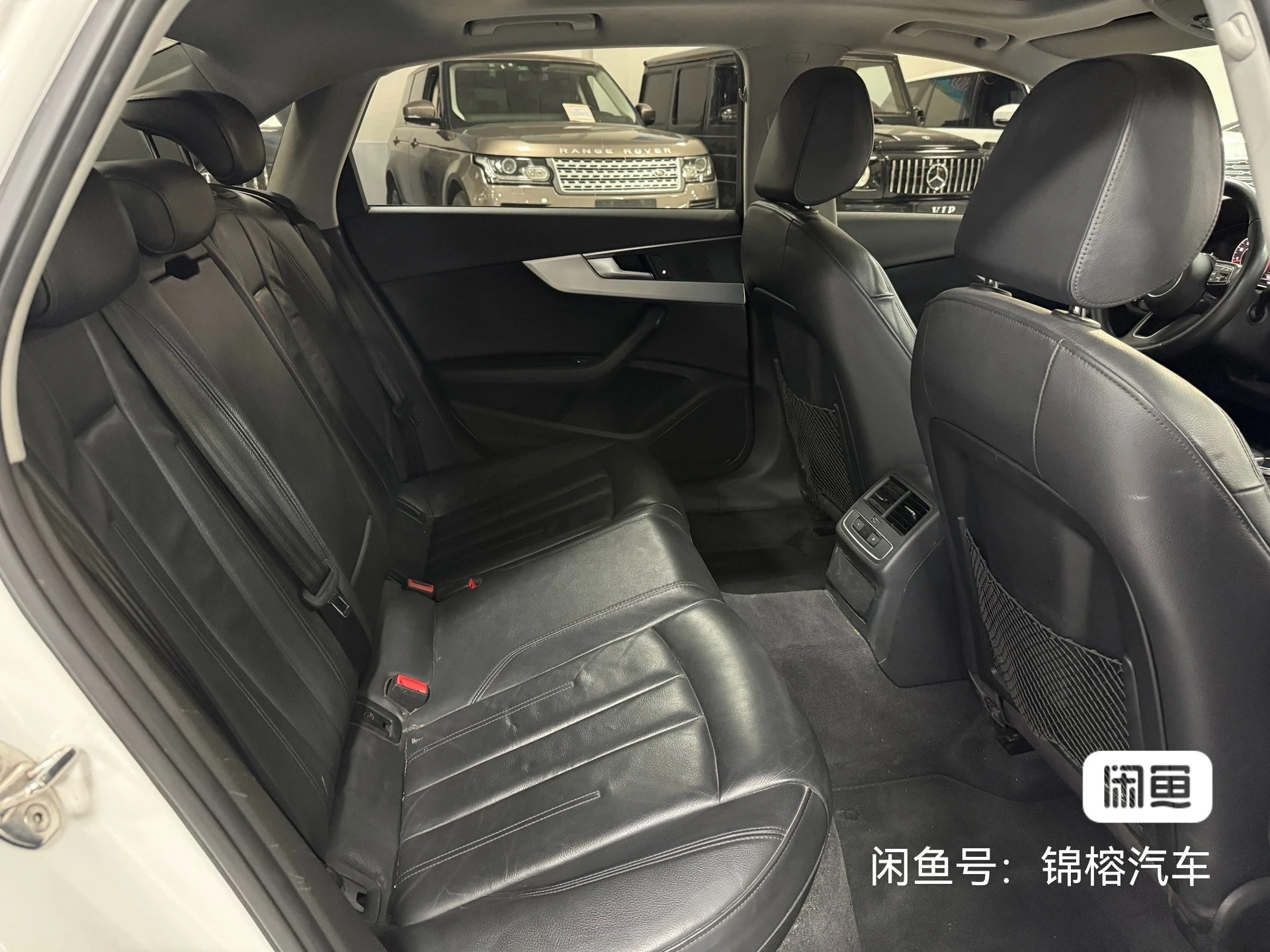 Audi A4L  - interior