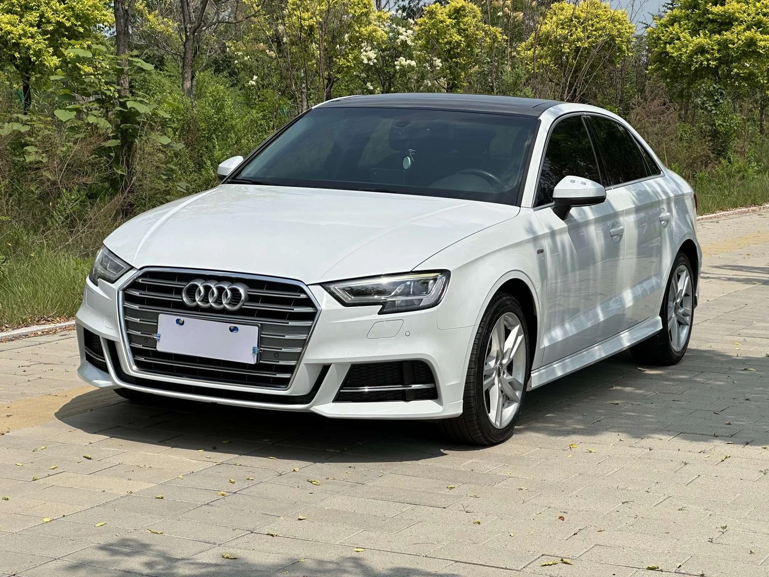 Audi A3 35 TFSI Limousine  - exterior