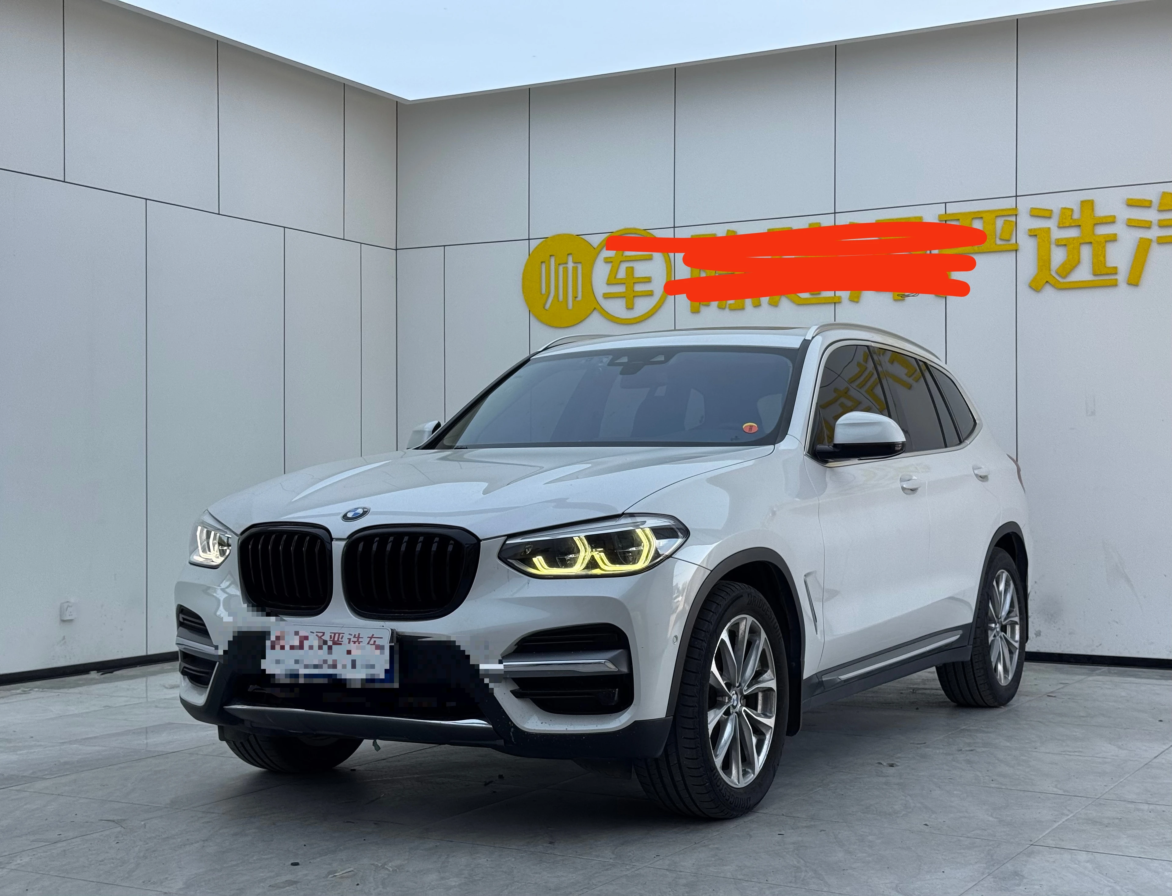 BMW X3 xDrive25i - exterior