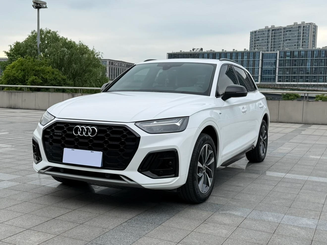 Audi Q5L 40T Luxury Dynamic Style