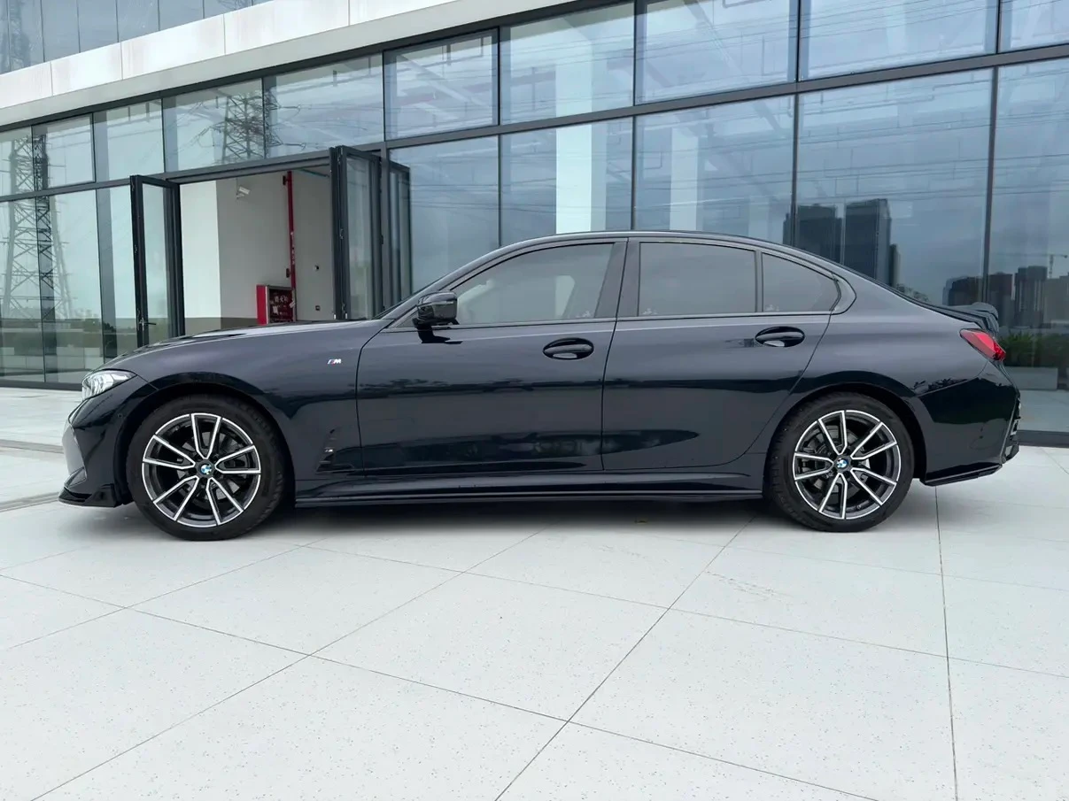 BMW 3 Series 320i M Sport Package - exterior