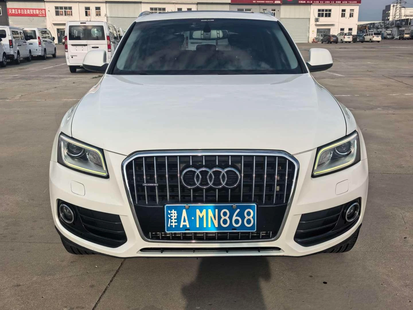 Audi Q5 40 TFSI - exterior