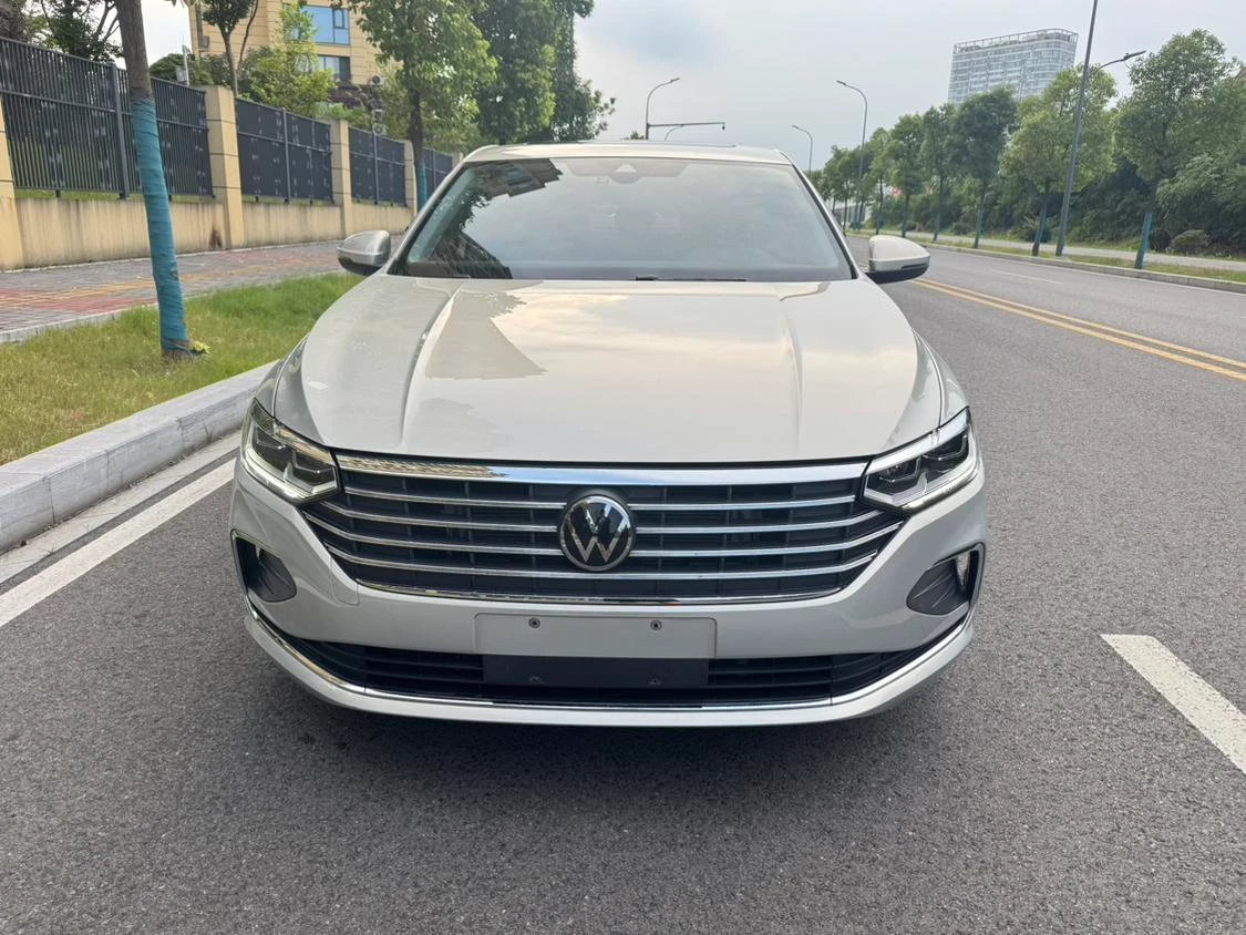 Volkswagen Lavida 300TSI DSG Starry Sky Full Edition - exterior