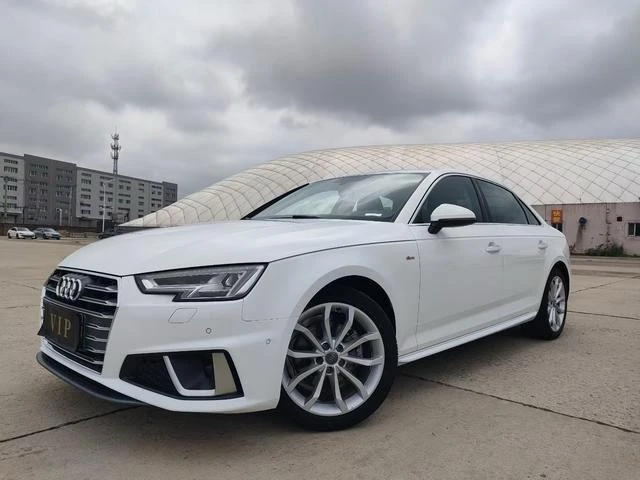 Audi A4L 40 TFSI Progressive