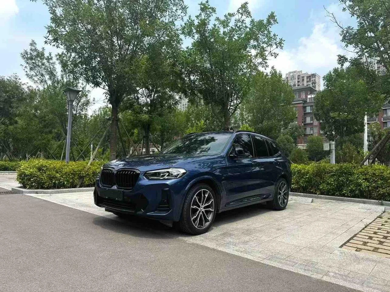 BMW X3 xDrive30i Leading M Night Package - exterior
