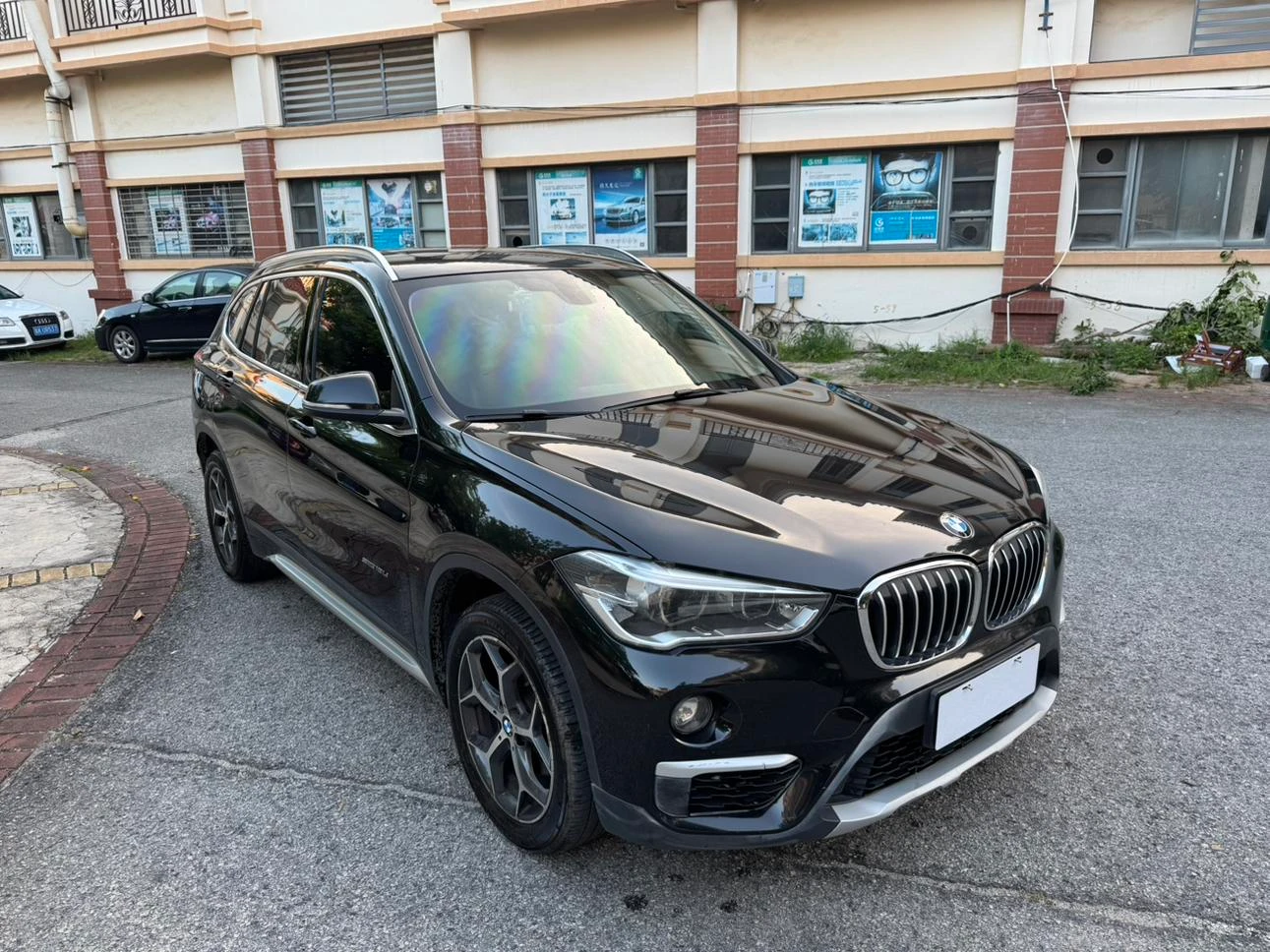 BMW X1 sDrive18Li - exterior
