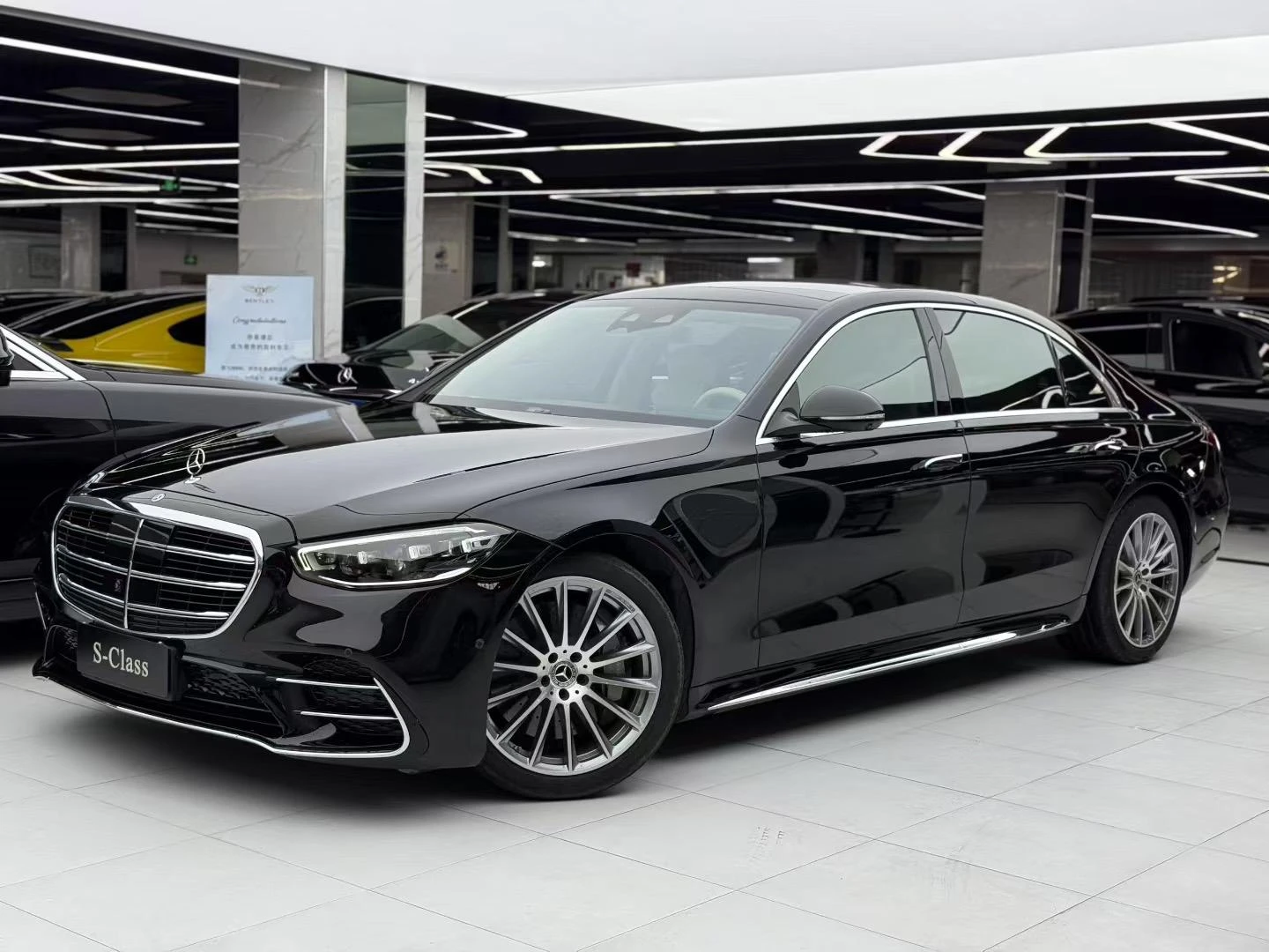 Mercedes-Benz S-Class S450L 4MATIC - exterior