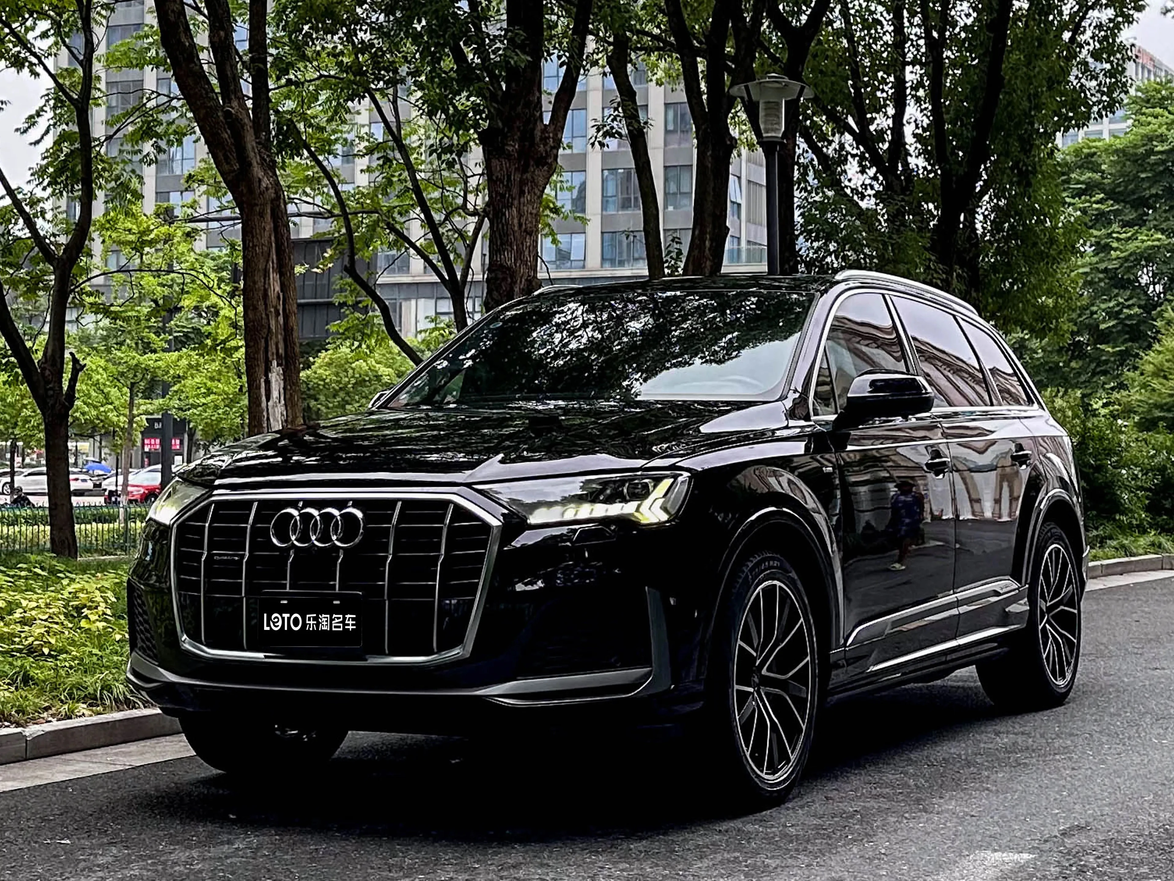 Audi Q7 3.0T All-Wheel Drive