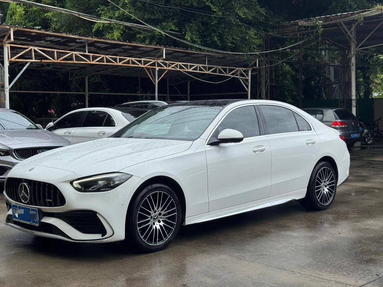Mercedes-Benz C-Class  260 L Sport Edition - exterior