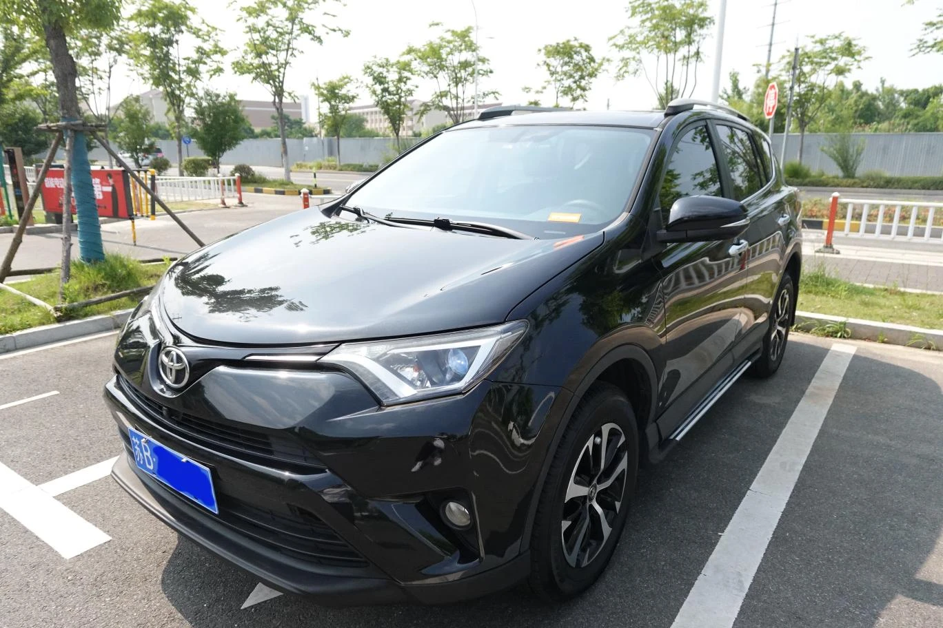 Toyota RAV4 CVT 2WD