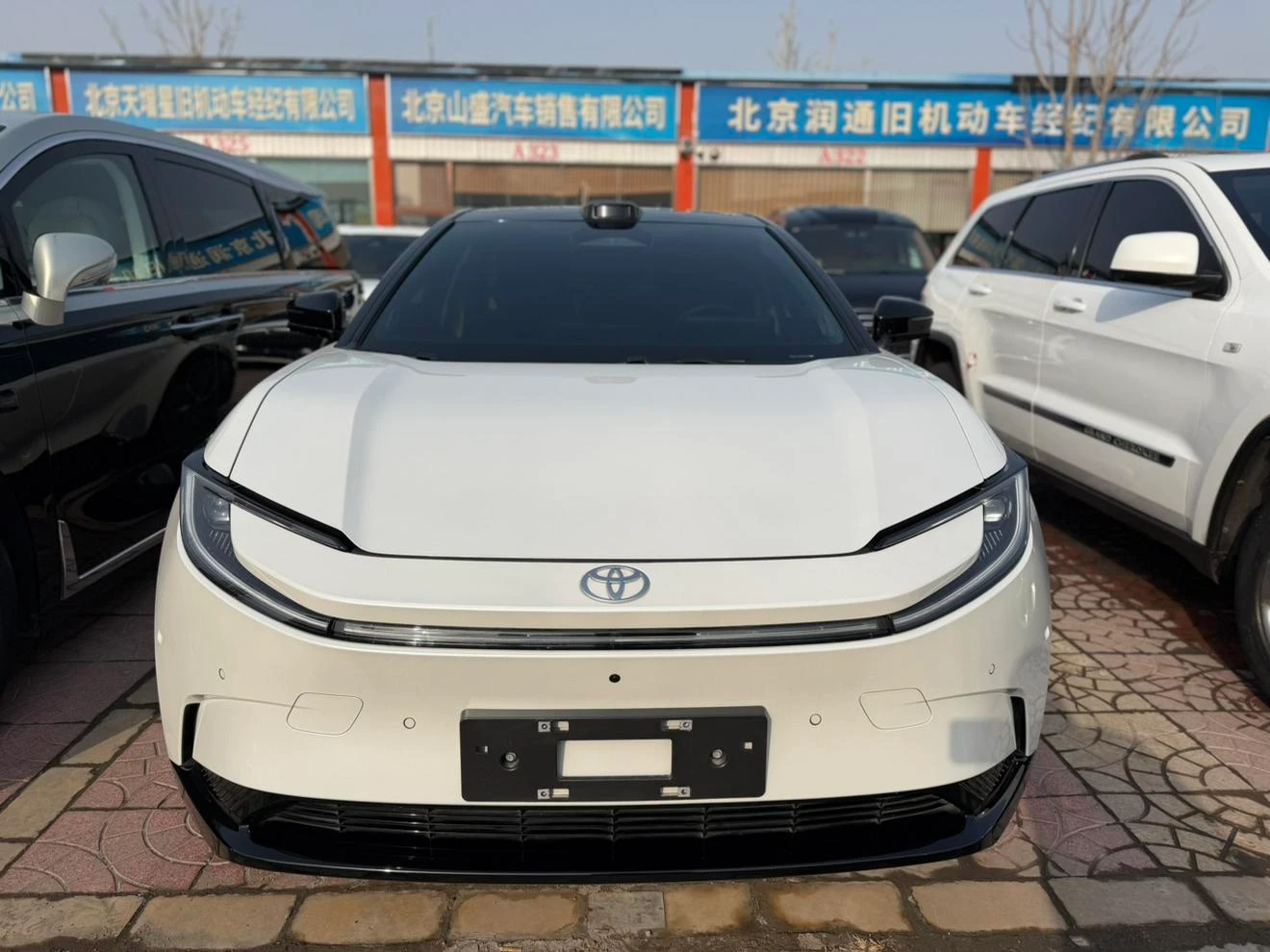 Toyota bZ5 630 MAX Smart Edition - exterior