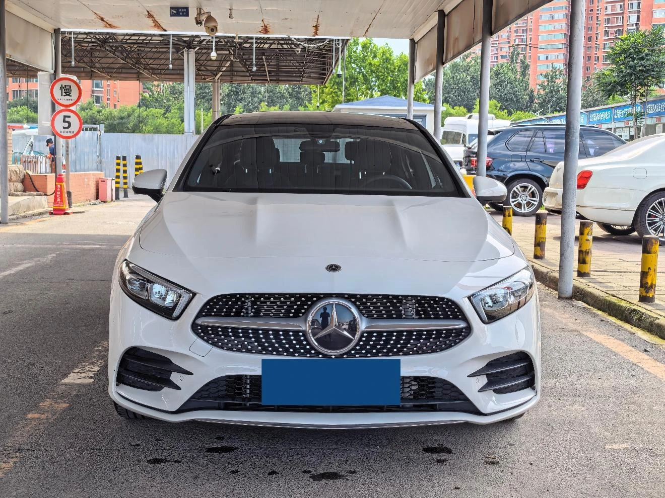 Mercedes-Benz A-Class A200L Facelift Sport Edition - exterior