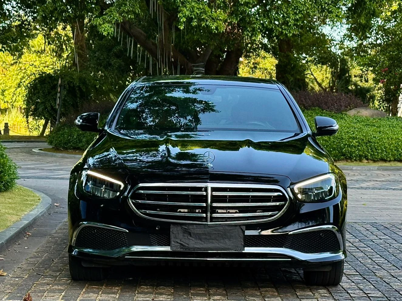 Mercedes-Benz E-Class 300 L Fashion Sport Sedan