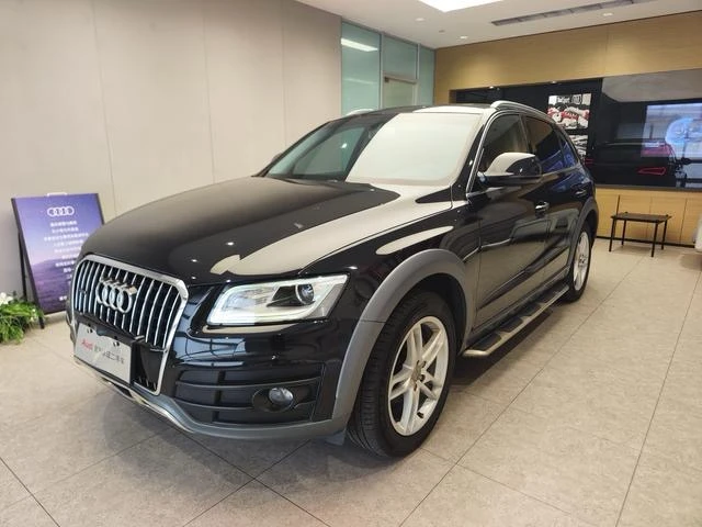 Audi Q5 Collector's Edition 40TFSI Technology Model
