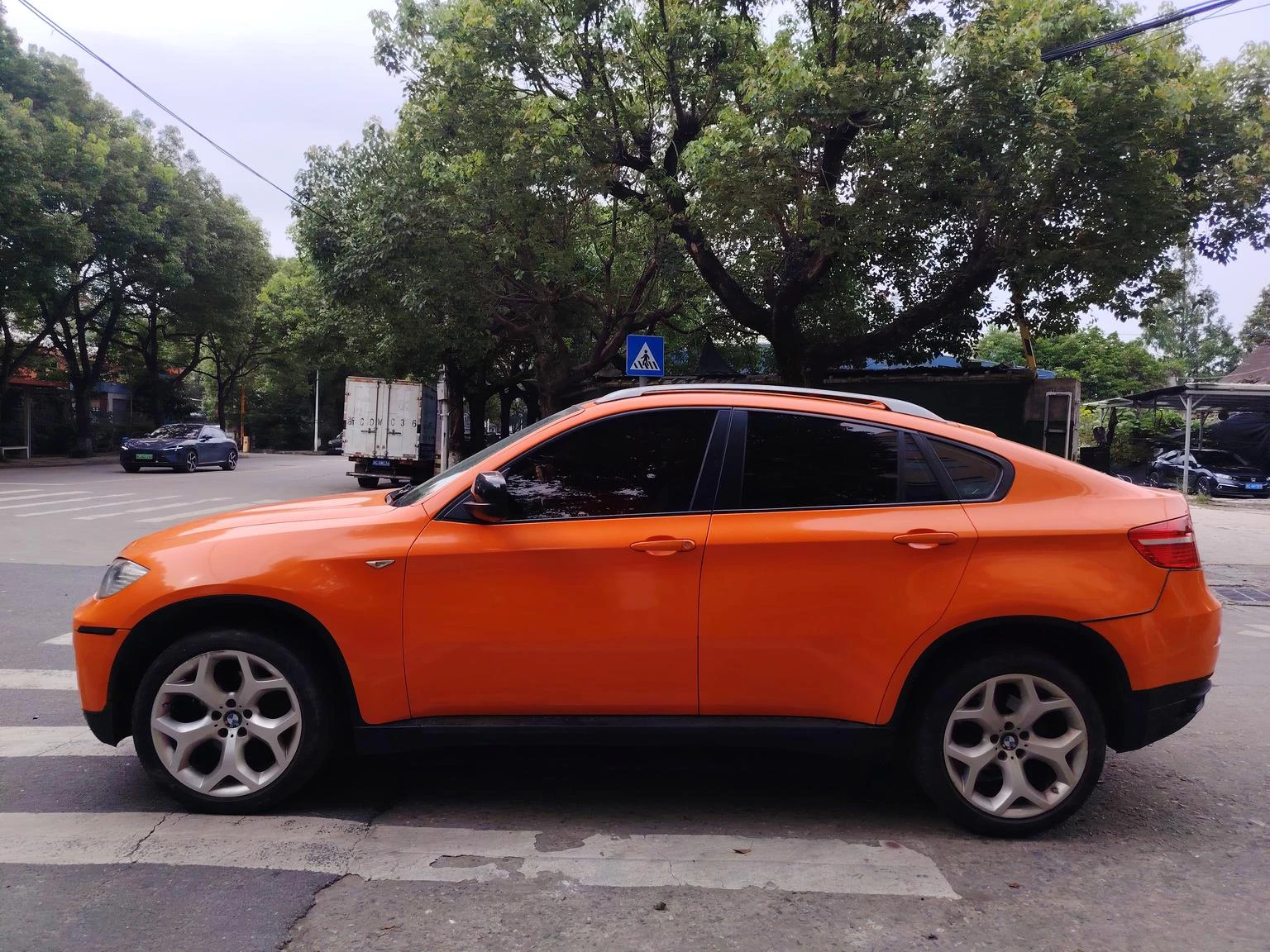 BMW X6 xDrive 35i - exterior