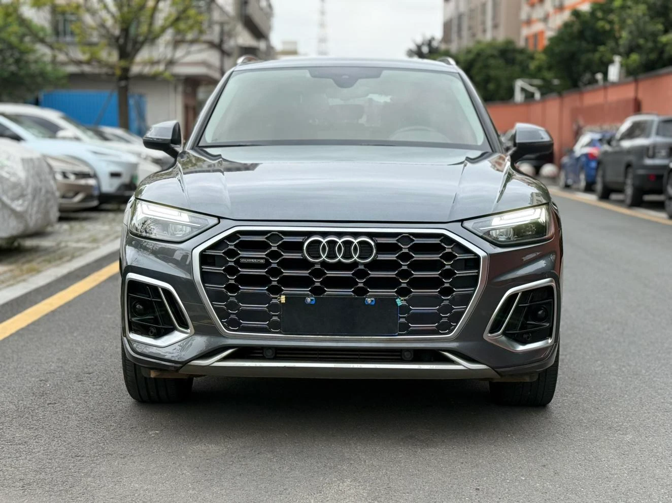 Audi Q5L 45 TFSI (Luxury Dynamic Trim) - exterior